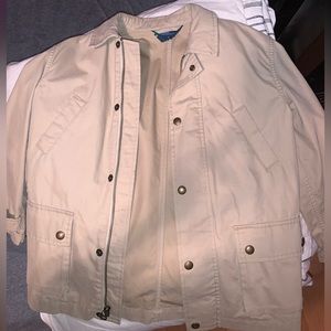 Barely worn, doesn’t fit anymore. Size 7 kids unisex tan polo jacket